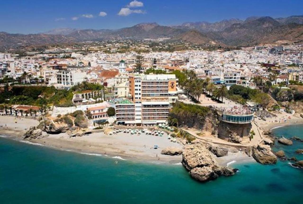 Neptuno Torrecilla Beach Nerja Zewnętrze zdjęcie